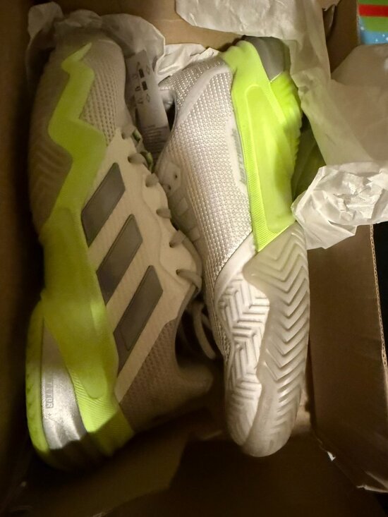 Shoes - NWT Adidas Barricade 13 Tennis Shoes Women's 8 / Men's 6.5 White Neon